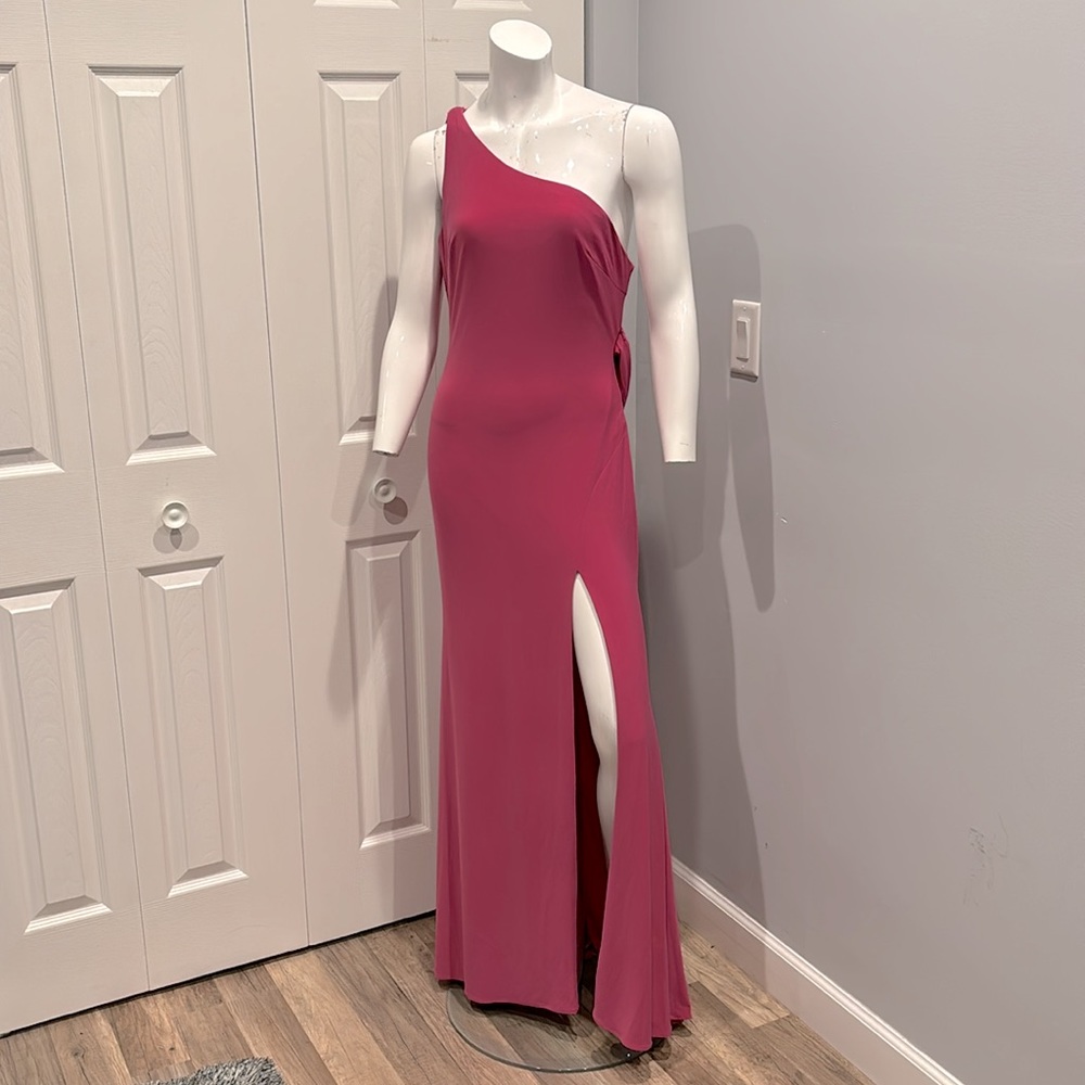 NWOT Ieena for Mac Duggal drape back gown - Picture 4 of 13